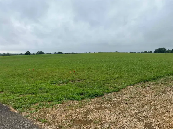 2002 E Charles Way, Bloomington, IN 47401