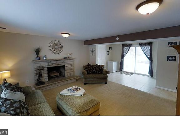 3rd image of 10516 Kell Ave S