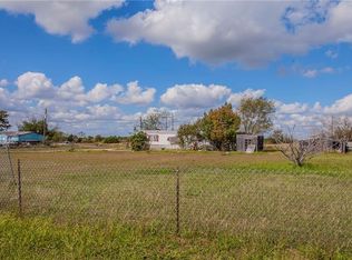 825 Green Acres, Georgetown, TX 78626