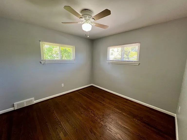 20351 E Eight Mile Rd — Photo 12