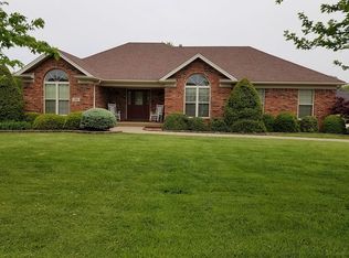 340 Beechwood Ave, Shepherdsville, KY 40165