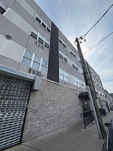 188 Lafayette St Photo 1