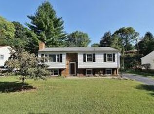 5517 Cynthia Dr, Roanoke, VA 24018