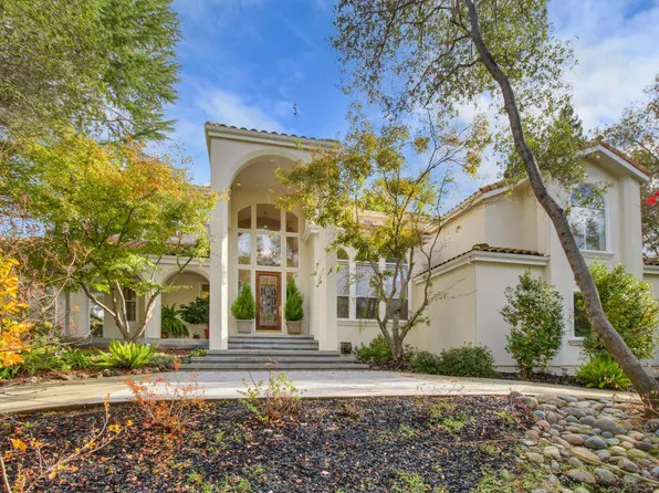 5585 Saint Francis Cir E, Loomis, CA 95650