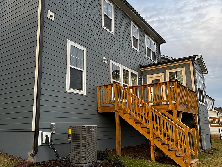 130 Highpointe Dr — Photo 8