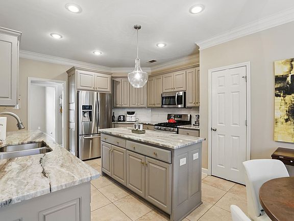 5th image of 12714 Meadows Edge Ln