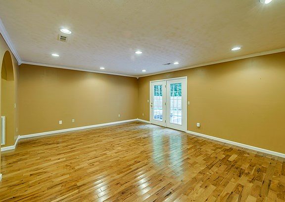 5th image of 2197 Timothy Dr