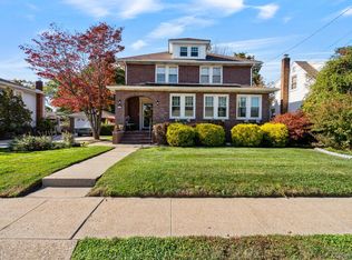 736 Bellmore Rd, Bellmore, NY 11710