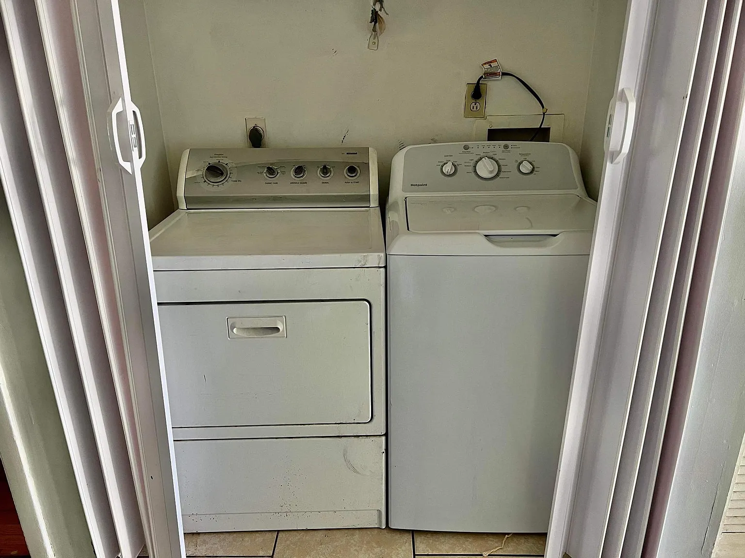 2 bed, 836 sqft, $1,800 — Photo 4