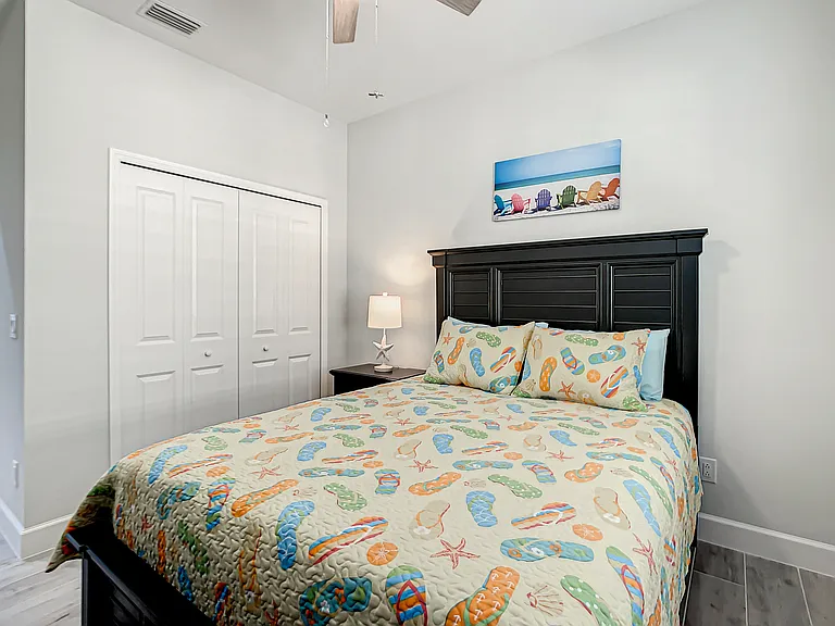 Guest bedroom