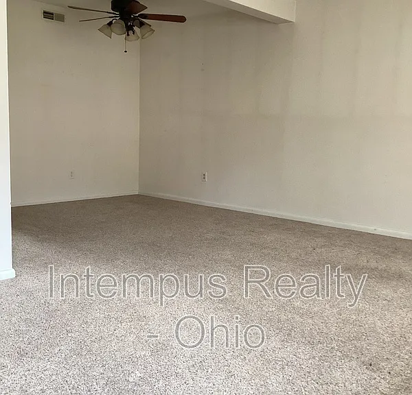 31623 N Marginal Dr #F — Photo 3