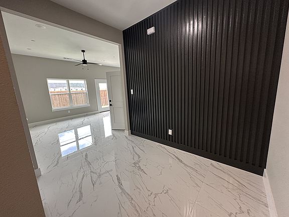 5th image of 4404 Fatima Dr