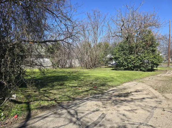 1600 N 11th St #2, Waco, TX 76707