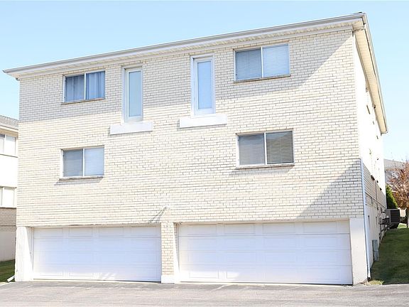 2nd image of 10010 Chardin Way APT 1