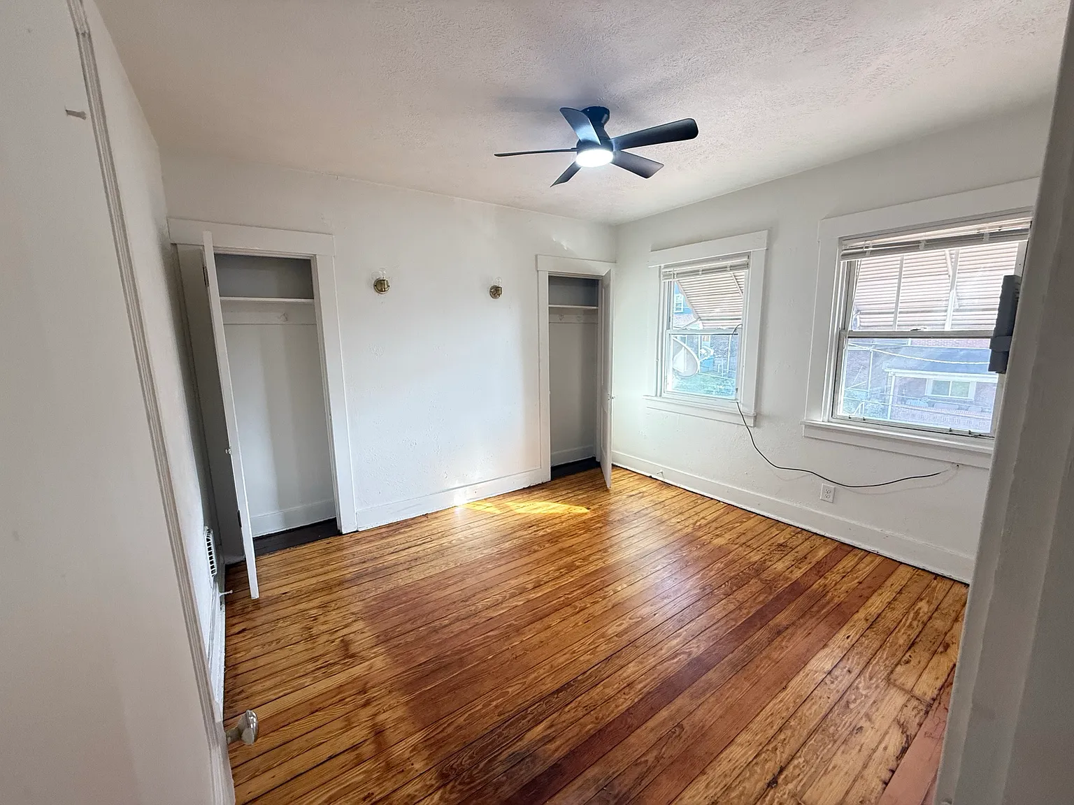 3 bed, 1222 sqft, $1,695 — Photo 4