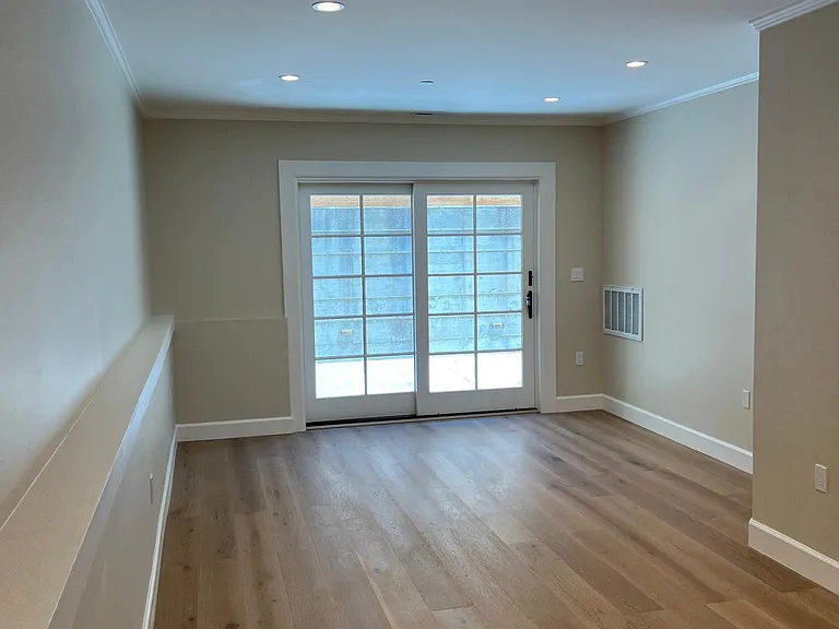 2530 Fillmore St #A — Photo 2