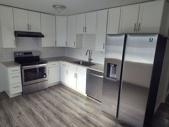 3rd image of 5024 Ursula St
