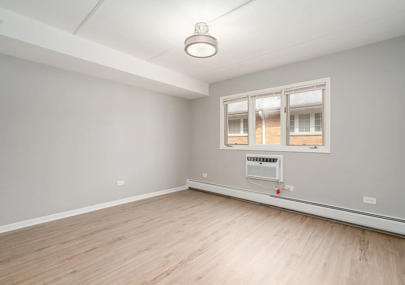 21 S Waiola Apartments — Photo 4