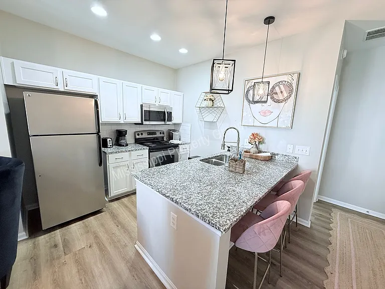 209 Town Center Dr — Photo 5