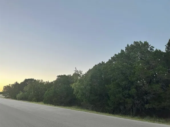 21402 Highland Lake Dr, Leander, TX 78645