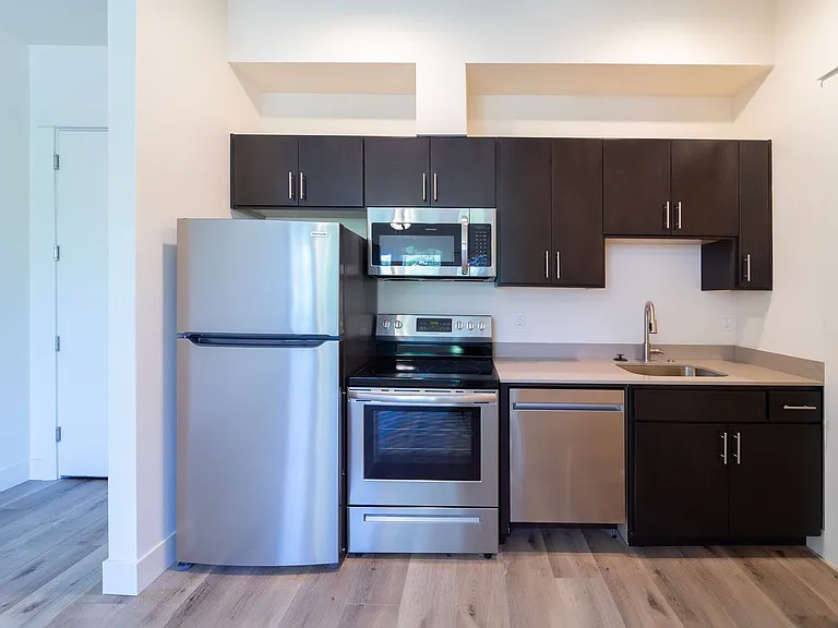 Capitol Hill Apartments — Photo 136
