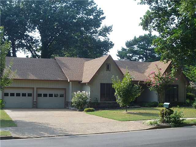 1st image of 2395 Lacosta Dr