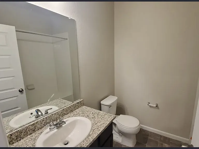27286 E Bayaud Ave — Photo 21