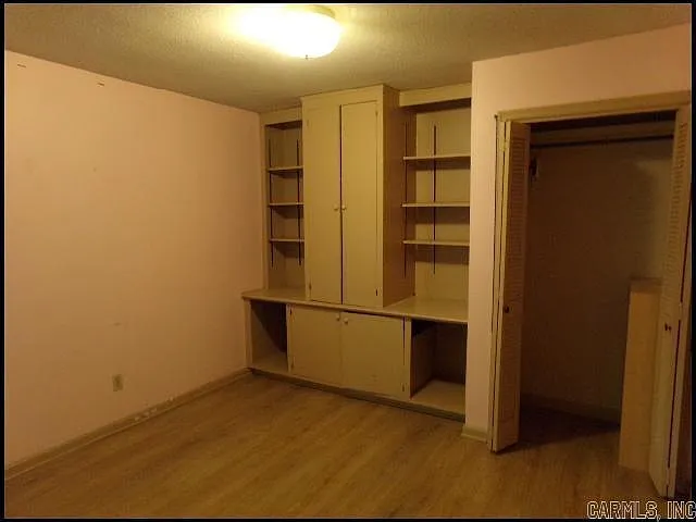 14 Woodlore Cir — Photo 8