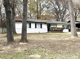 1747 Shady Cir, Jackson, MS 39204