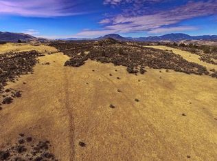 11909 Ridge Ln, Hornbrook, CA 96044