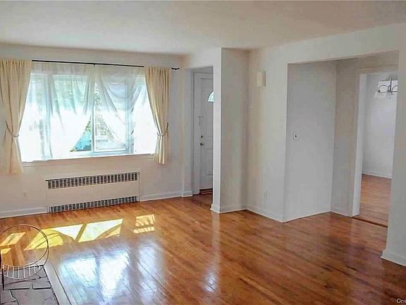 4th image of 69 Ewart St