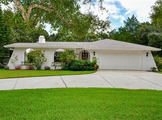 1511 Shadow Ridge Cir, Sarasota, FL 34240