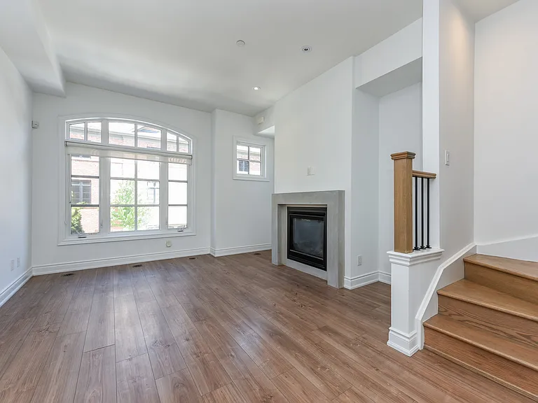 1145 Ossington Ave — Photo 7