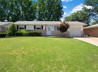 1530 Miller Dr, Florissant, MO 63031