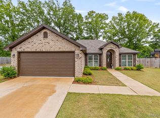 161 Hideaway Ln, Wetumpka, AL 36092