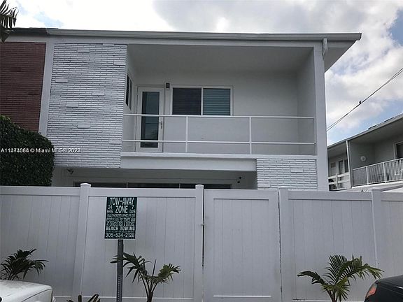 3rd image of 7322 Gary Ave