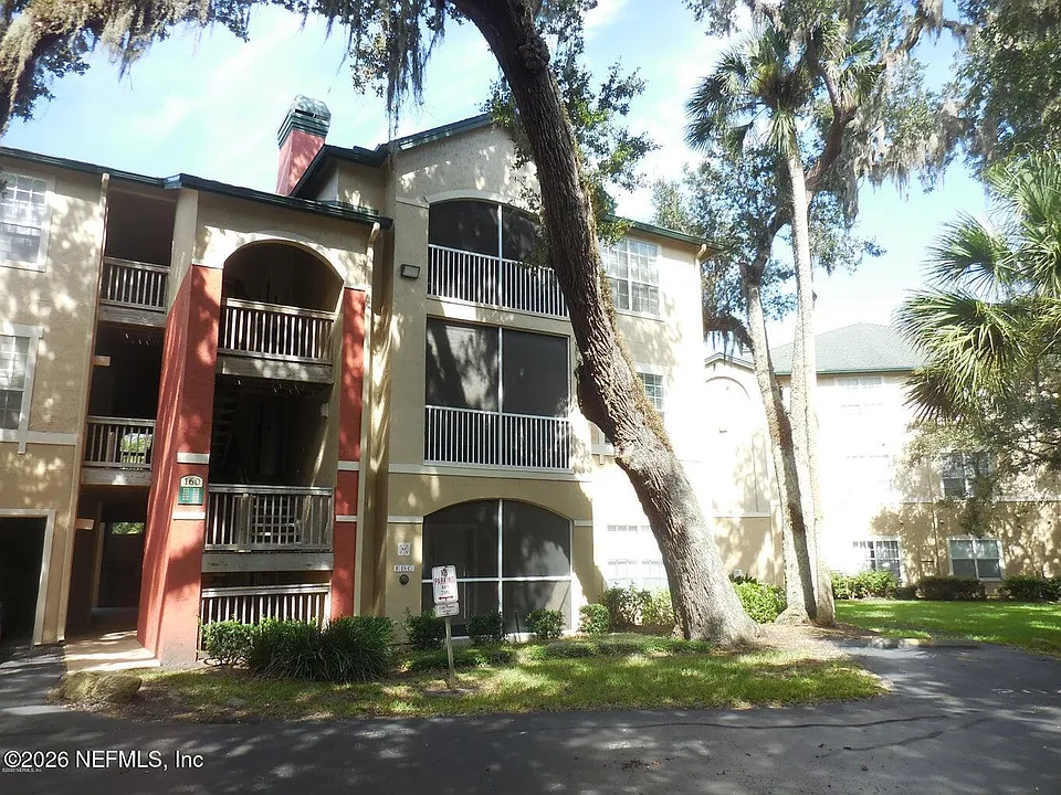 160 Veracruz Dr #416