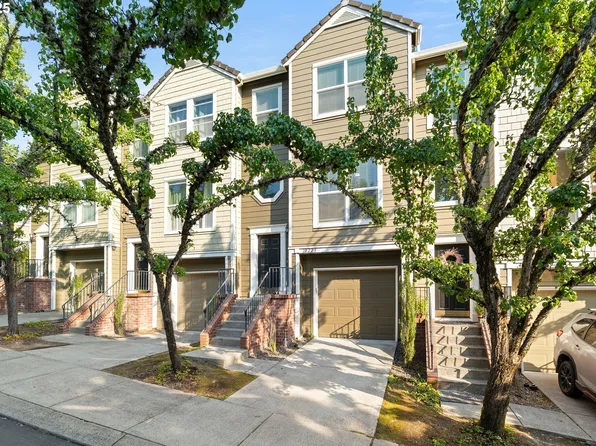 10223 NW Wilshire Ln #37, Portland, OR 97229