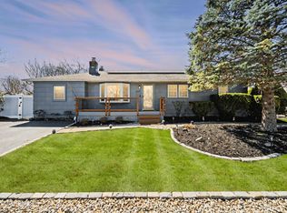 57 Birch St, Beachwood, NJ 08722