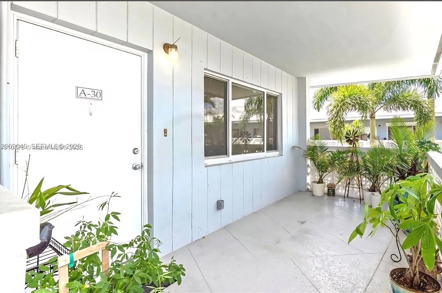 Montclair Gardens Condo — Photo 3