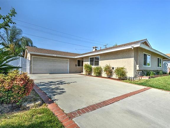 3rd image of 841 Bunbury Dr