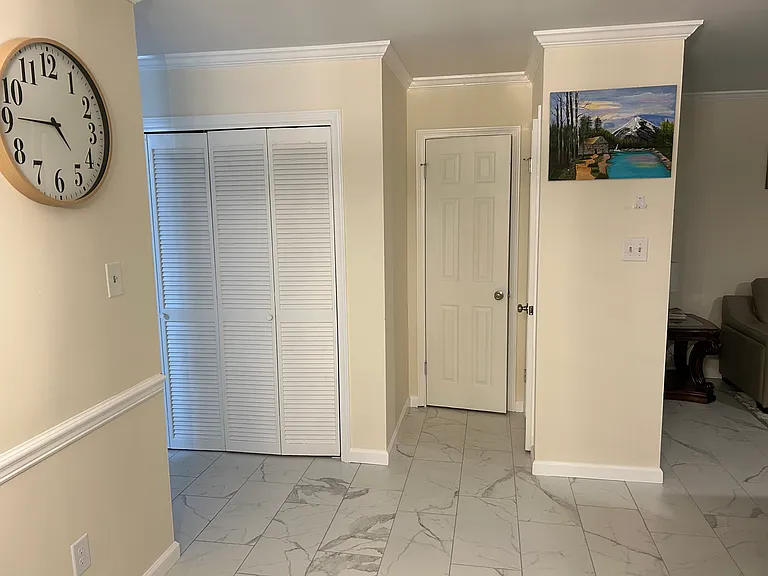 6401 Cedar Bend Ct #6 — Photo 12