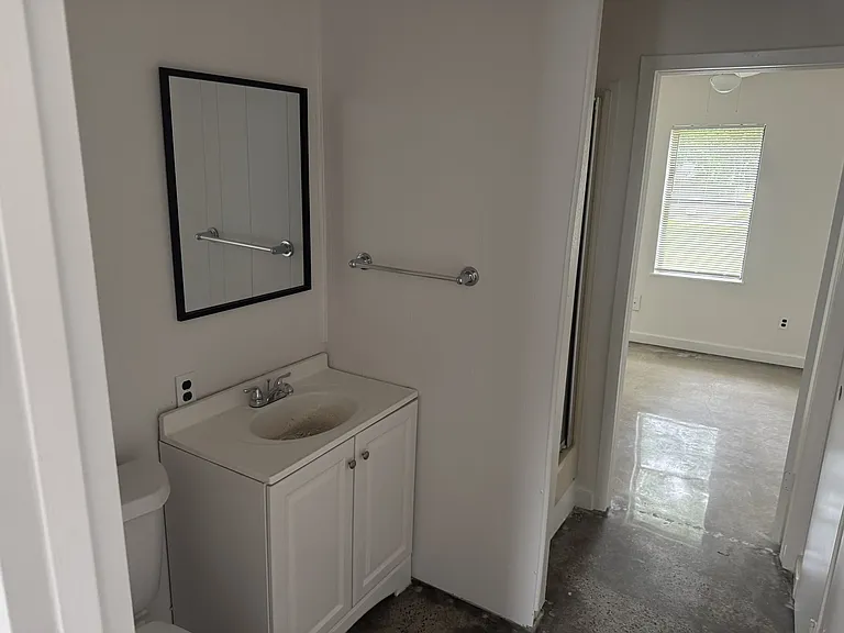 1313 McNutt Rd — Photo 25