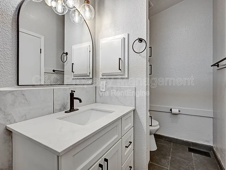 1783 11th St #B — Photo 30