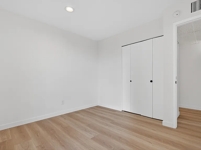8601 International Ave #119 — Photo 14