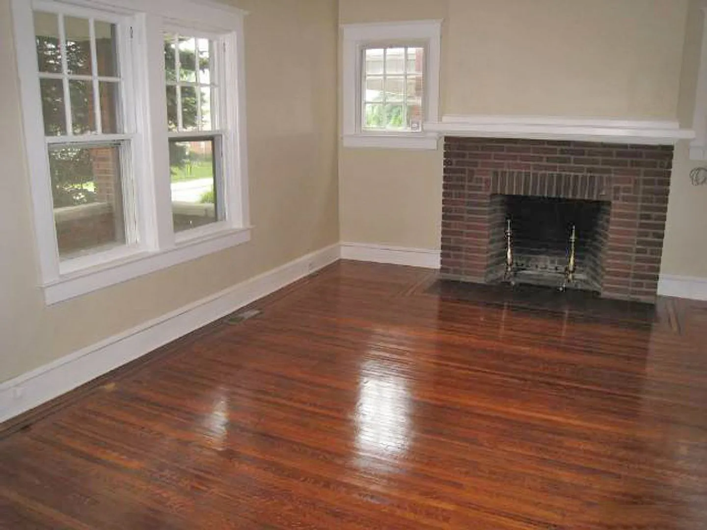 3 BR Home with Natural Light, Covered Porches & Bonus Sunroom — Photo 2