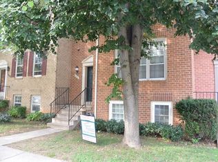 7827 Painted Daisy Dr, Springfield, VA 22152