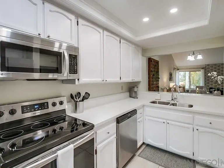 12242 Paseo Lucido #12242C — Photo 13