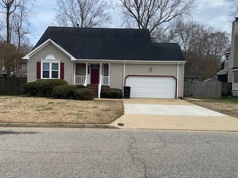 2568 Level Loop Rd — Photo 1
