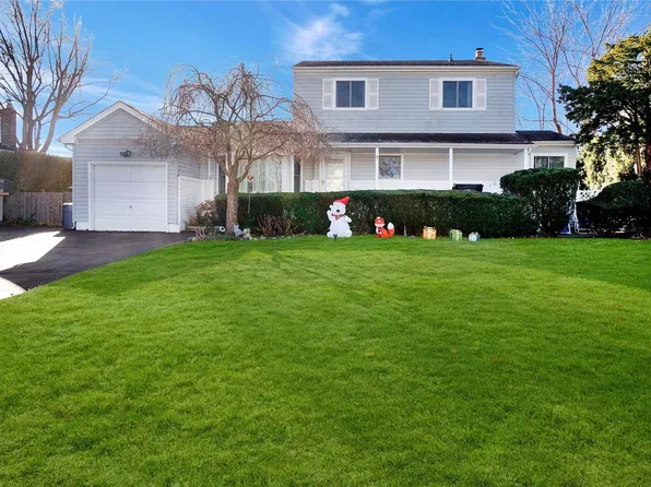 (undisclosed Address), Commack, NY 11725